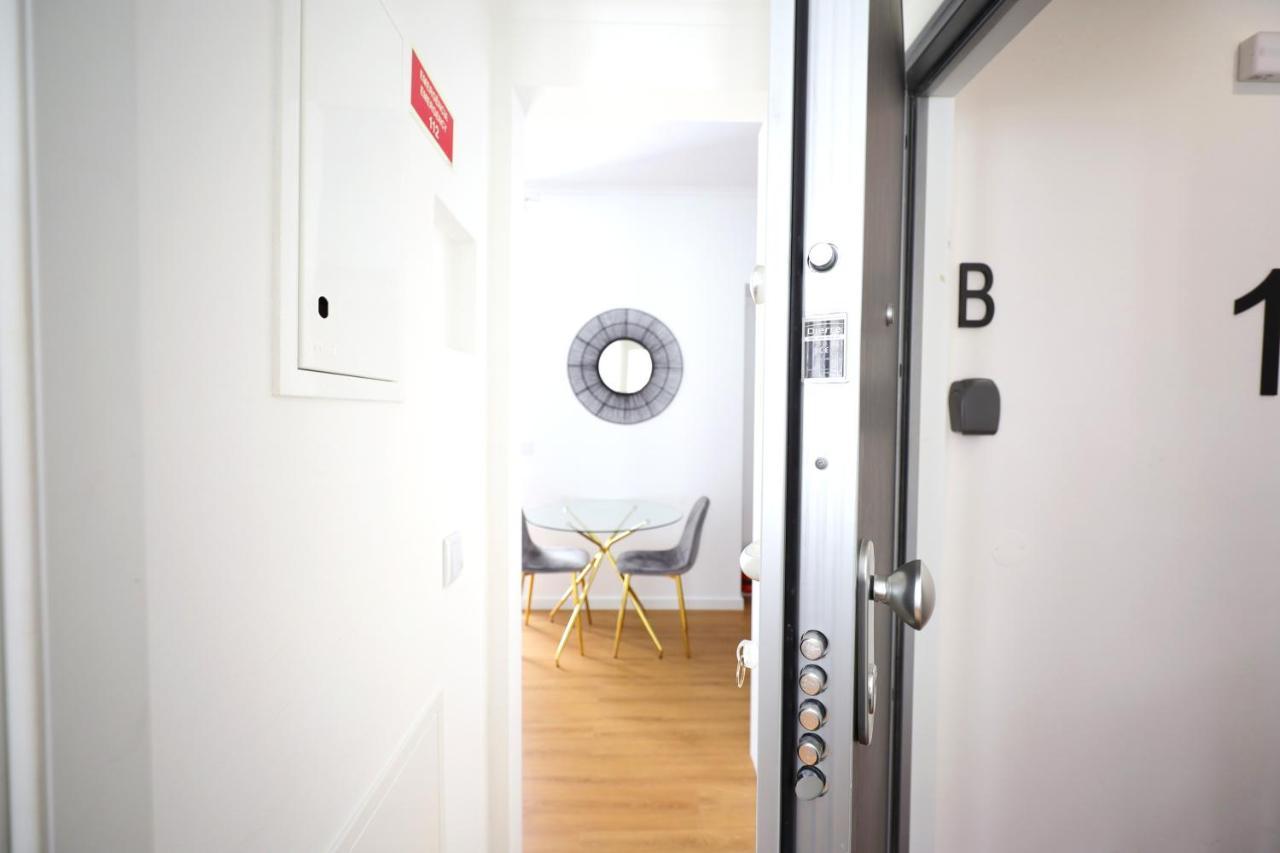 Apartment Ajuda Tagus River View Lisbon Bagian luar foto